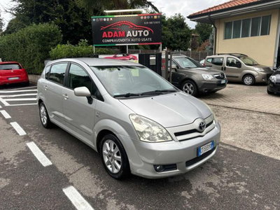 Toyota Corolla Verso 2.0 16V D-4D Sol usata