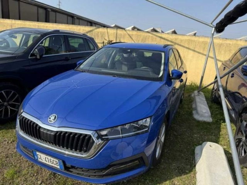 Skoda Octavia Station Wagon 2.0 TDI EVO SCR DSG Wagon Executive