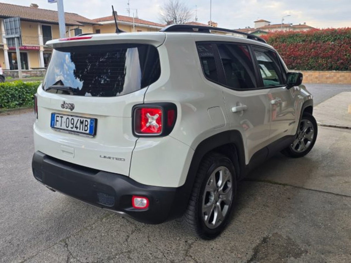 Jeep Renegade 1.6 Mjt DDCT 120 CV Limited (10)