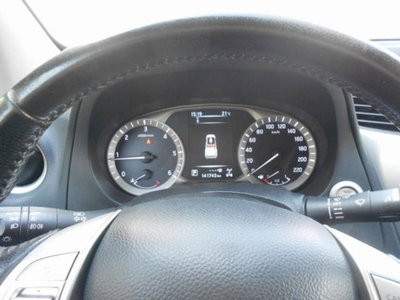 Nissan Navara 2.3 dCi 190 CV 7AT 4WD Double Cab N-Guard (4)
