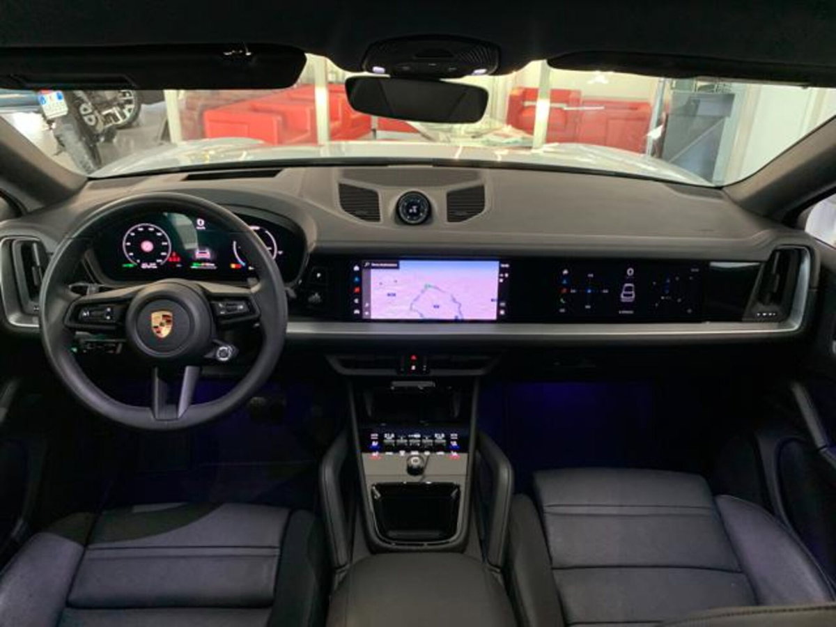 Porsche Cayenne Coupé 3.0 e-hybrid tiptronic (16)