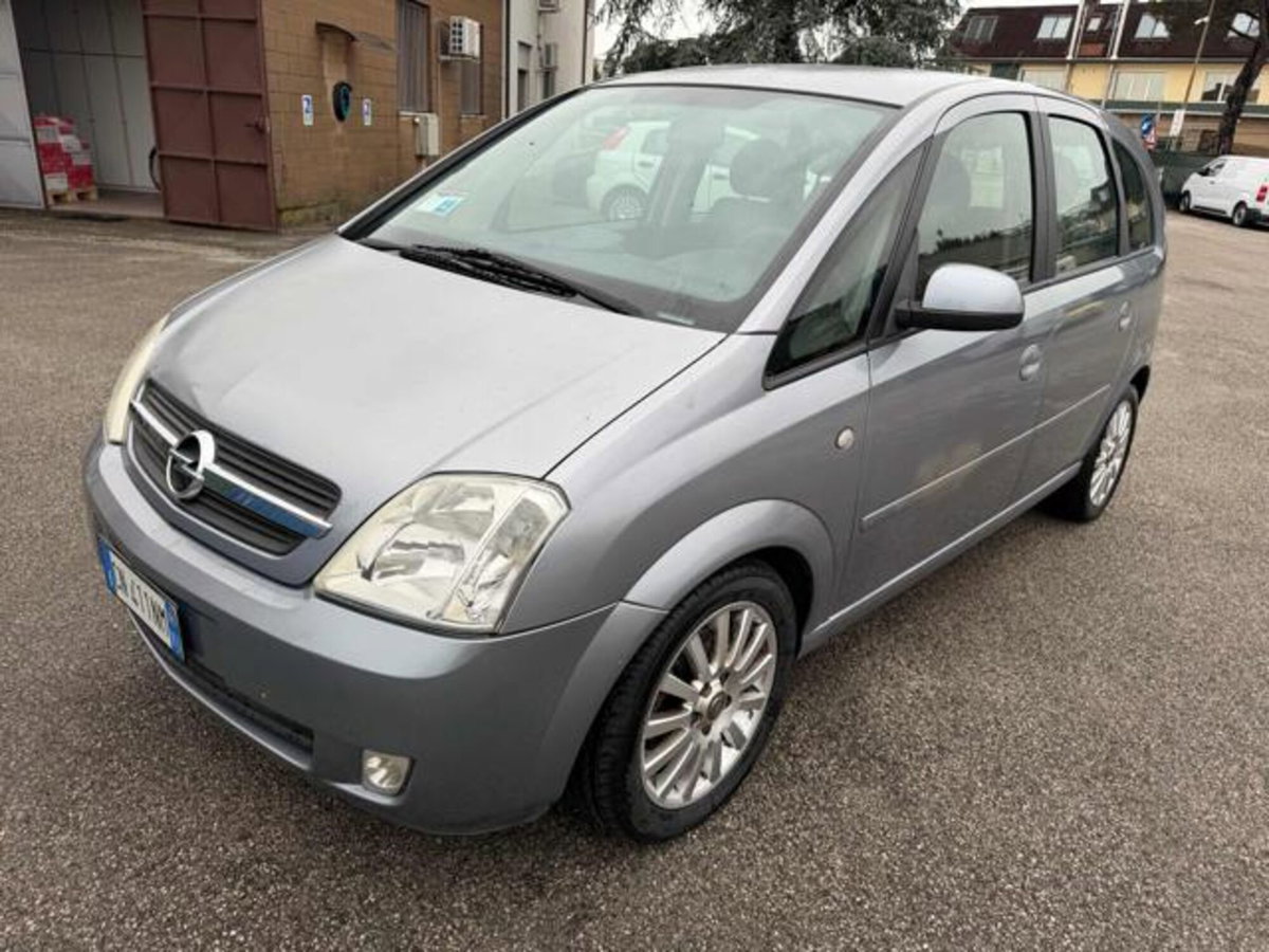 Opel Meriva 1.7 CDTI 101CV Cosmo (11)