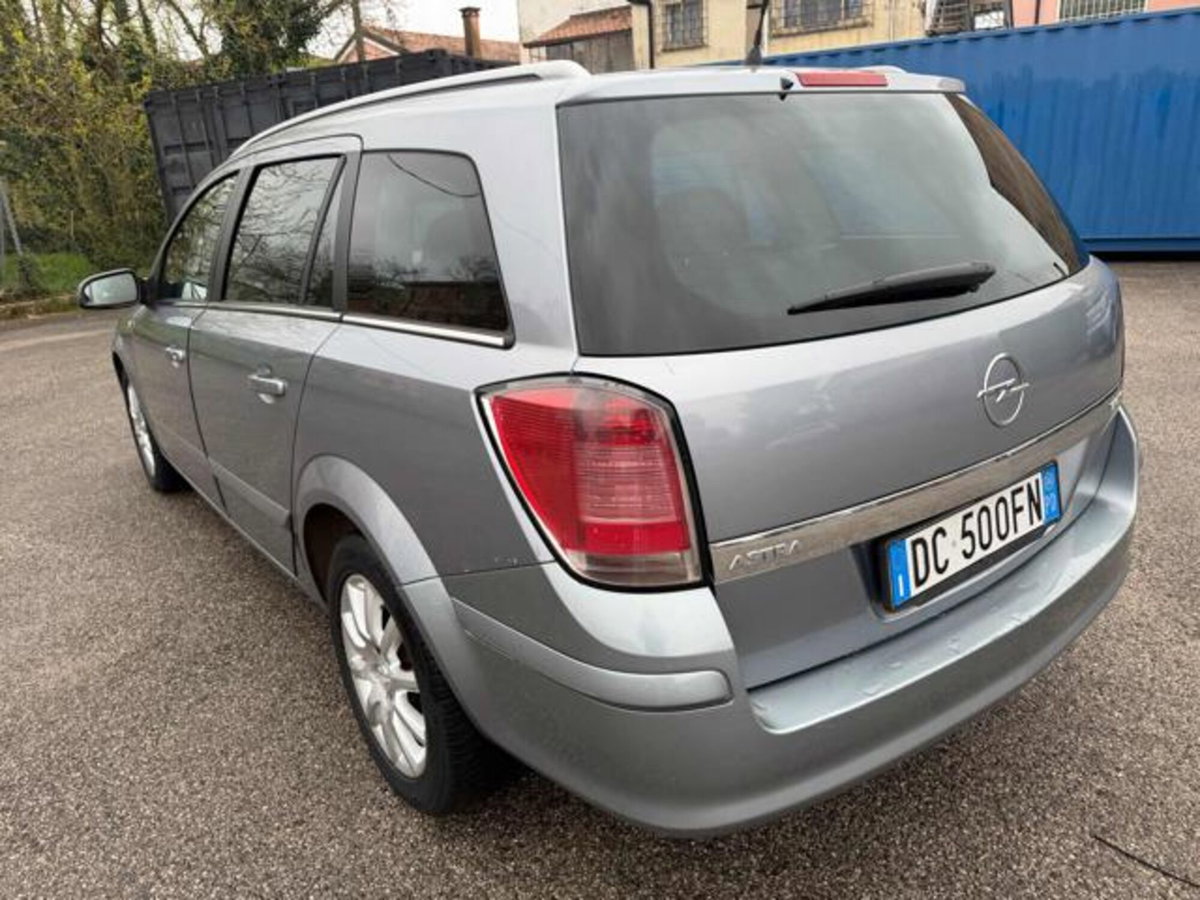 Opel Astra Station Wagon 1.7 CDTI 101CV Station Wagon Cosmo (14)