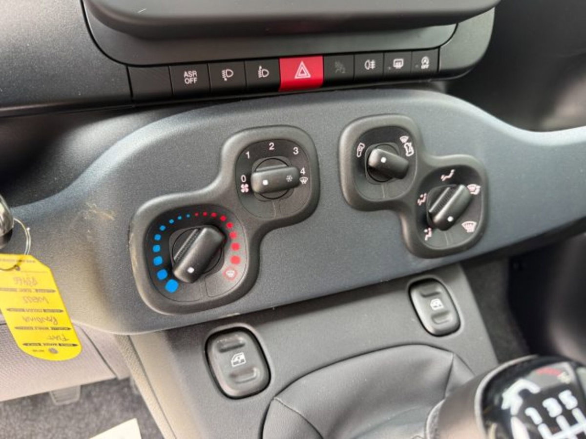 Fiat Pandina van 1.0 Hybrid 65cv S&S Icon (10)
