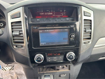 Mitsubishi Pajero 3.2 DI-D 16V aut. 3p. Tender DPF (12)