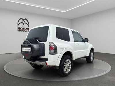 Mitsubishi Pajero 3.2 DI-D 16V aut. 3p. Tender DPF (7)