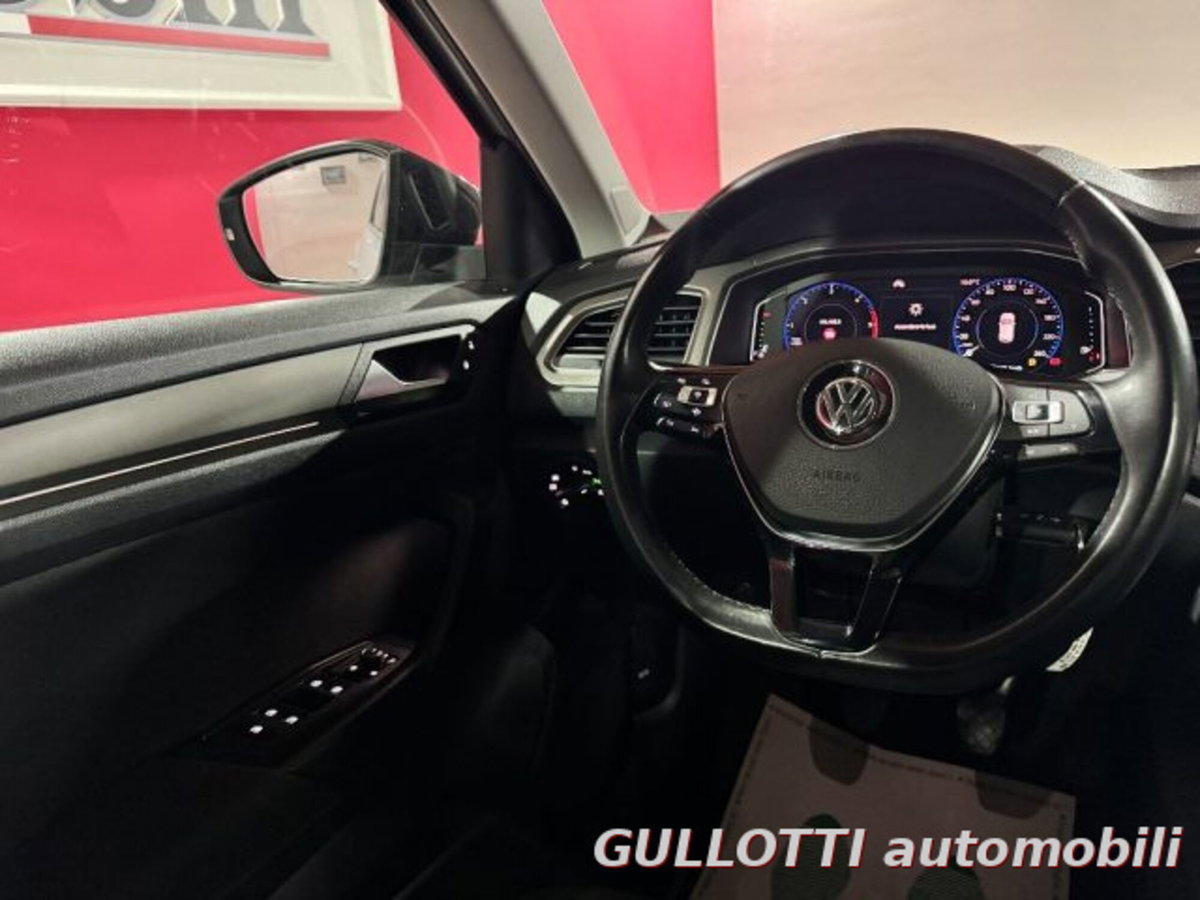 Volkswagen T-Roc 1.6 TDI SCR Advanced BlueMotion Technology (14)
