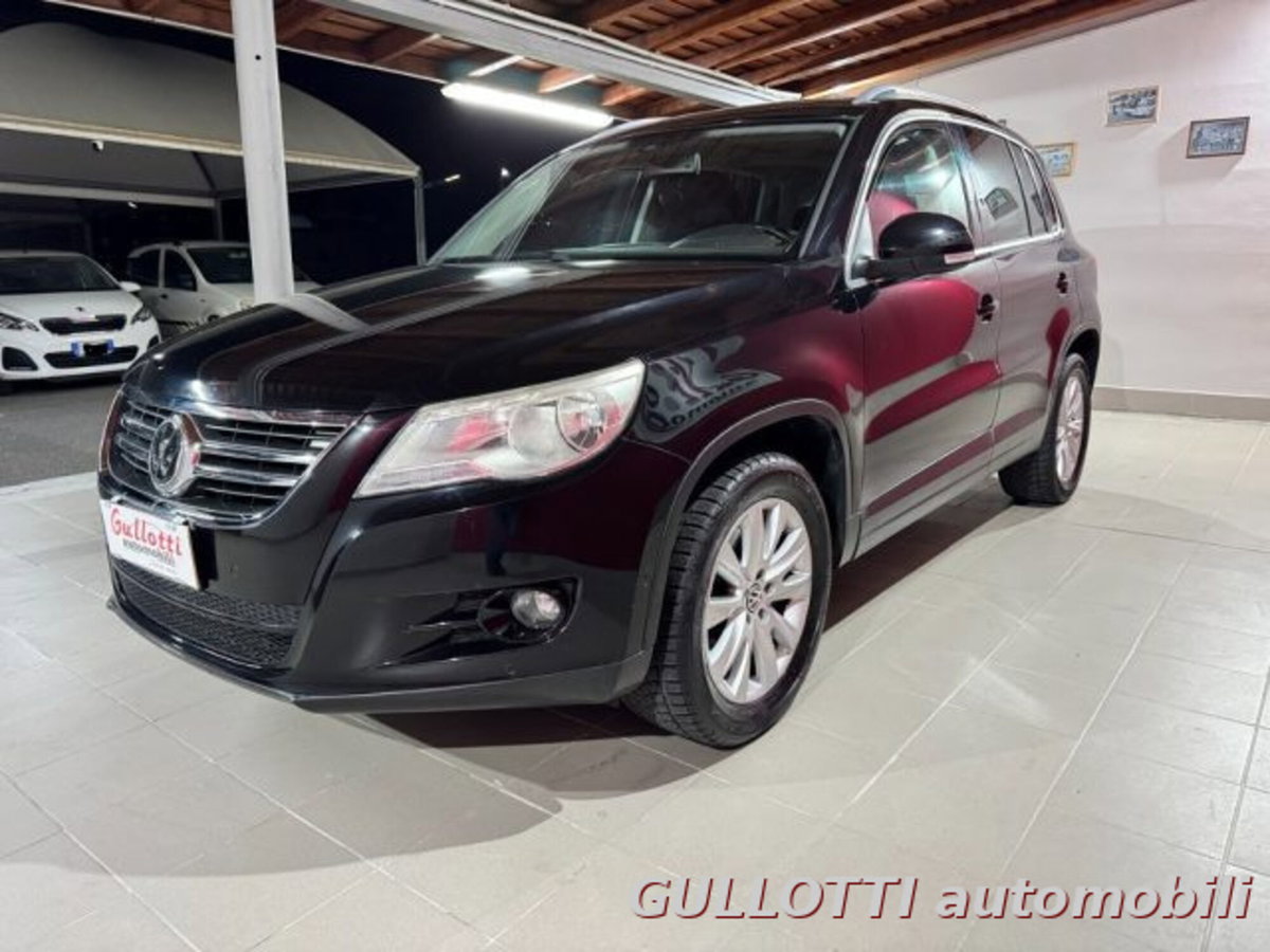 Volkswagen Tiguan 2.0 TDI DPF 4MOTION tiptronic Sport & Style (3)