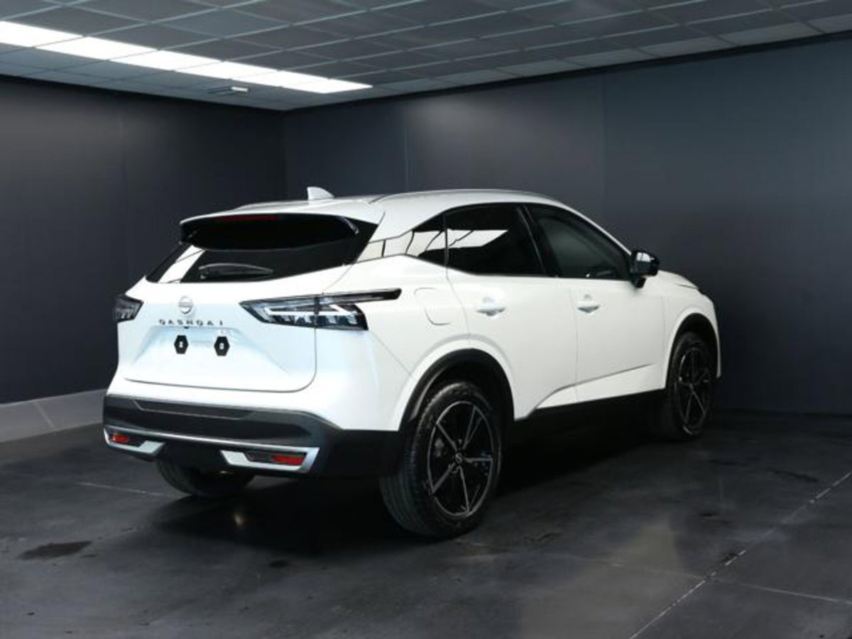 Nissan Qashqai 1.3 mhev Tekna 4wd 158cv xtronic (4)