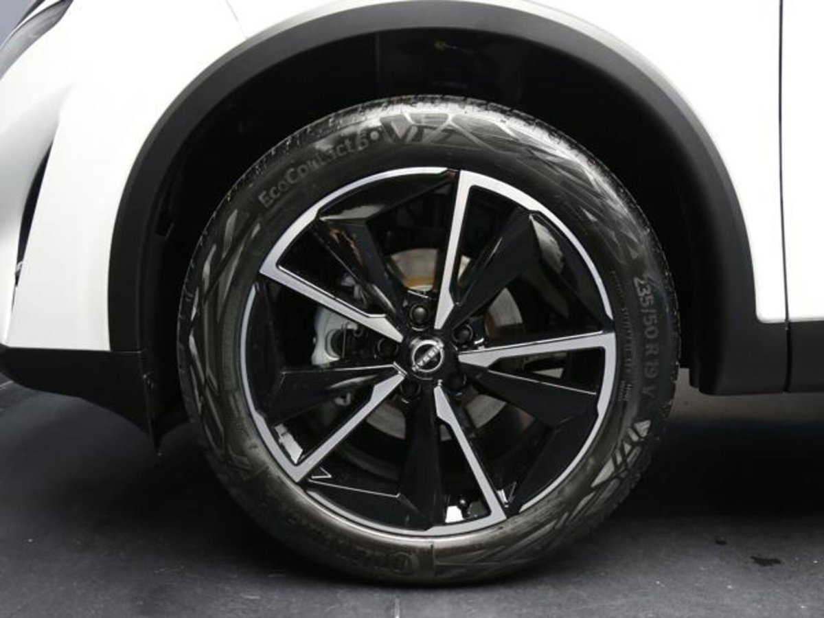 Nissan Qashqai 1.3 mhev Tekna 4wd 158cv xtronic (6)