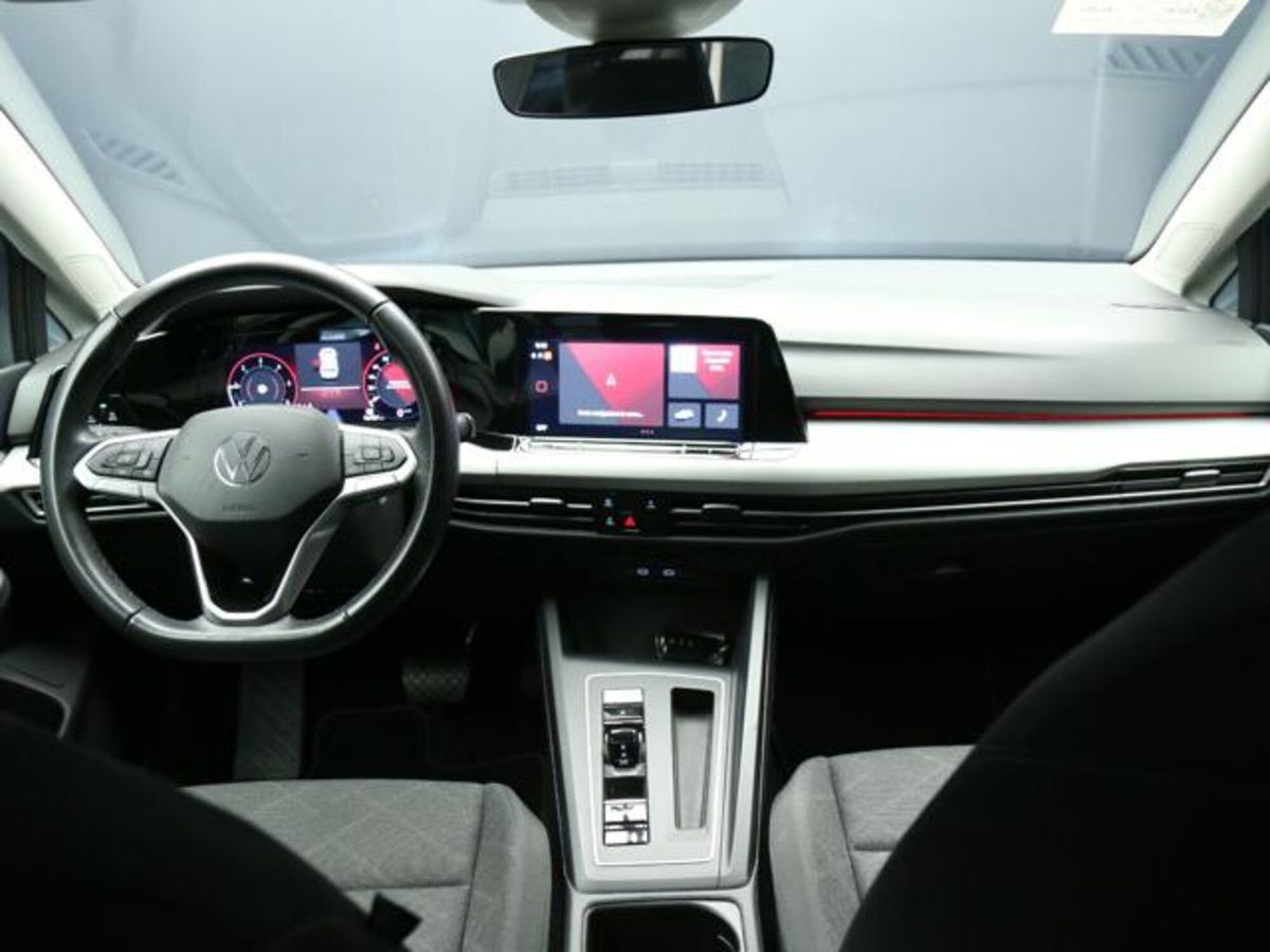 Volkswagen Golf Variant 2.0 TDI SCR DSG Life (11)