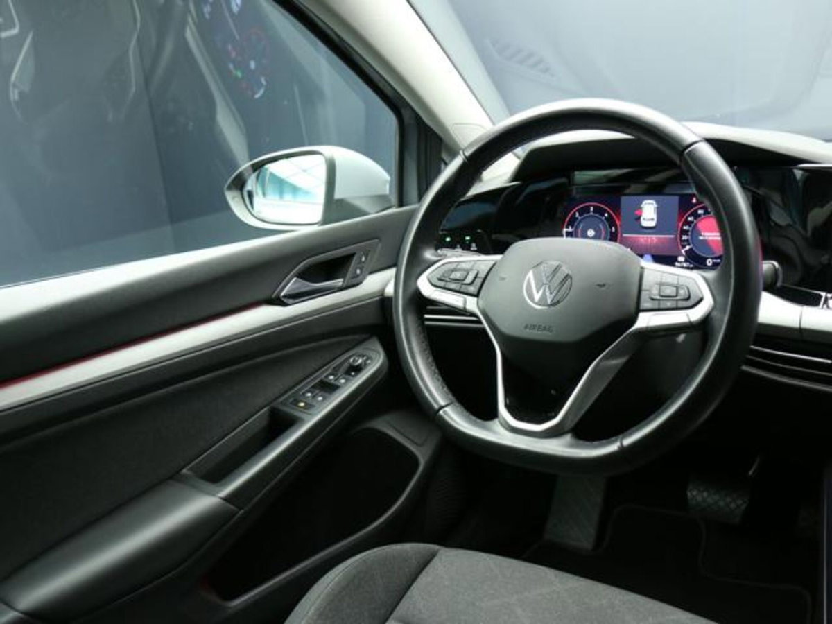 Volkswagen Golf Variant 2.0 TDI SCR DSG Life (12)