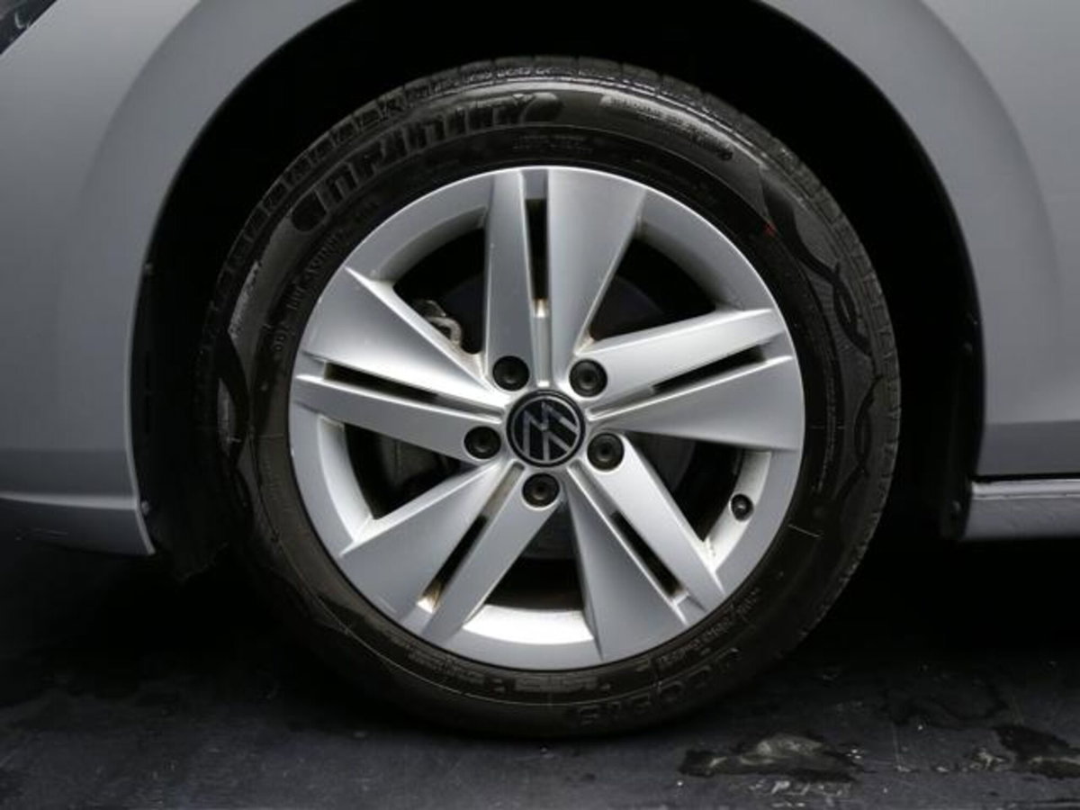 Volkswagen Golf Variant 2.0 TDI SCR DSG Life (5)