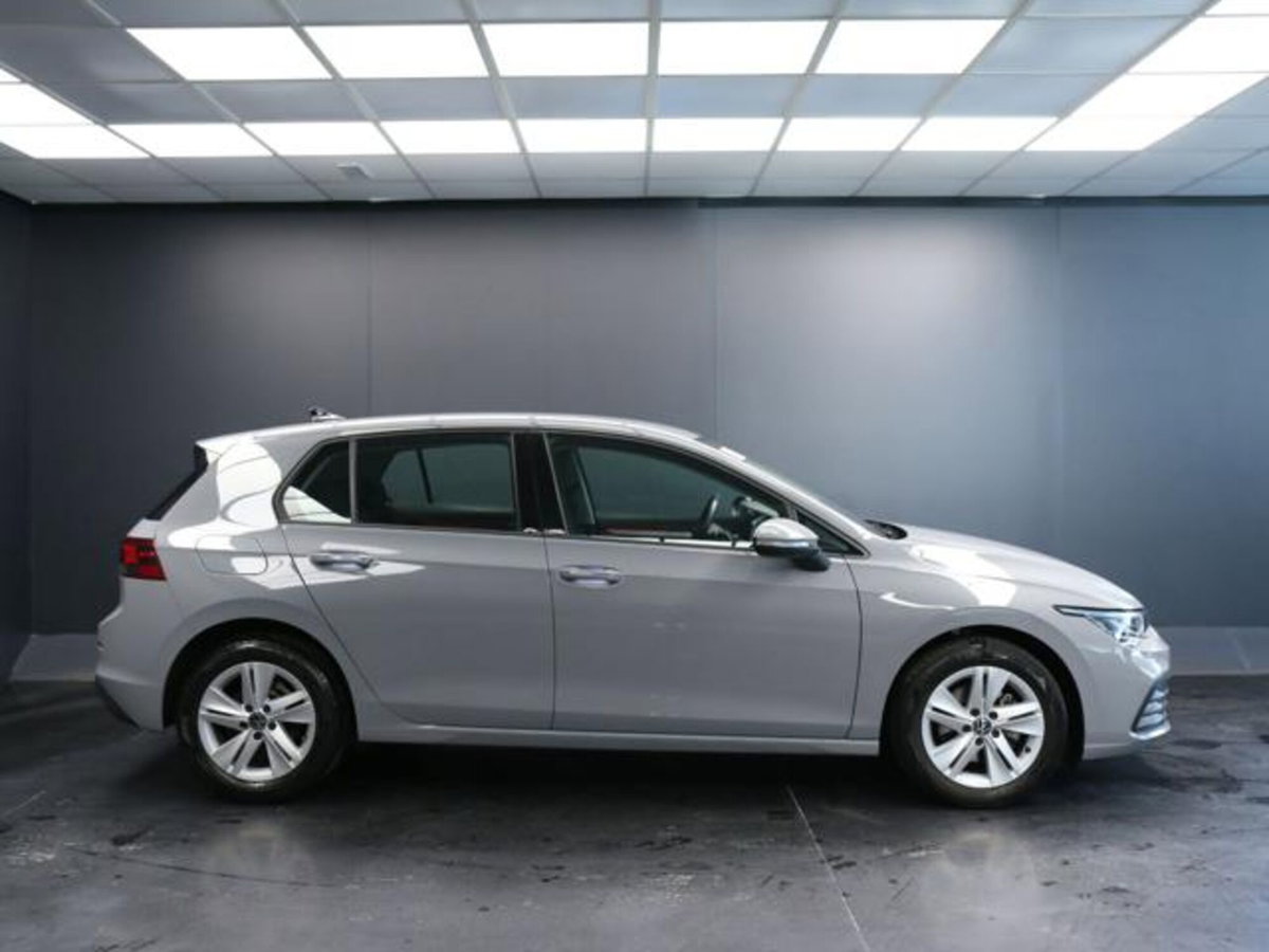 Volkswagen Golf Variant 2.0 TDI SCR DSG Life (6)