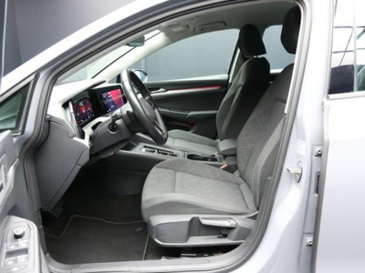Volkswagen Golf Variant 2.0 TDI SCR DSG Life (9)