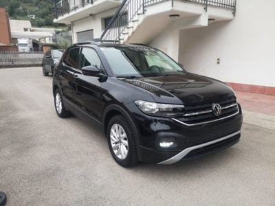 Volkswagen T-Cross 1.0 TSI 110 CV Sport usata