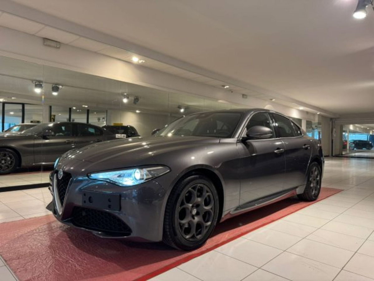 Alfa Romeo Giulia 2.2 Turbodiesel 160 CV (3)