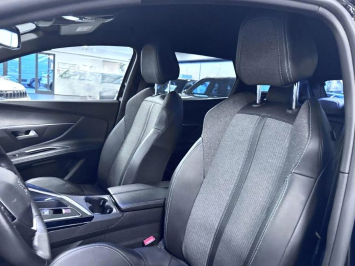 Peugeot 3008 BlueHDi 130 S&S EAT8 Allure Pack (4)
