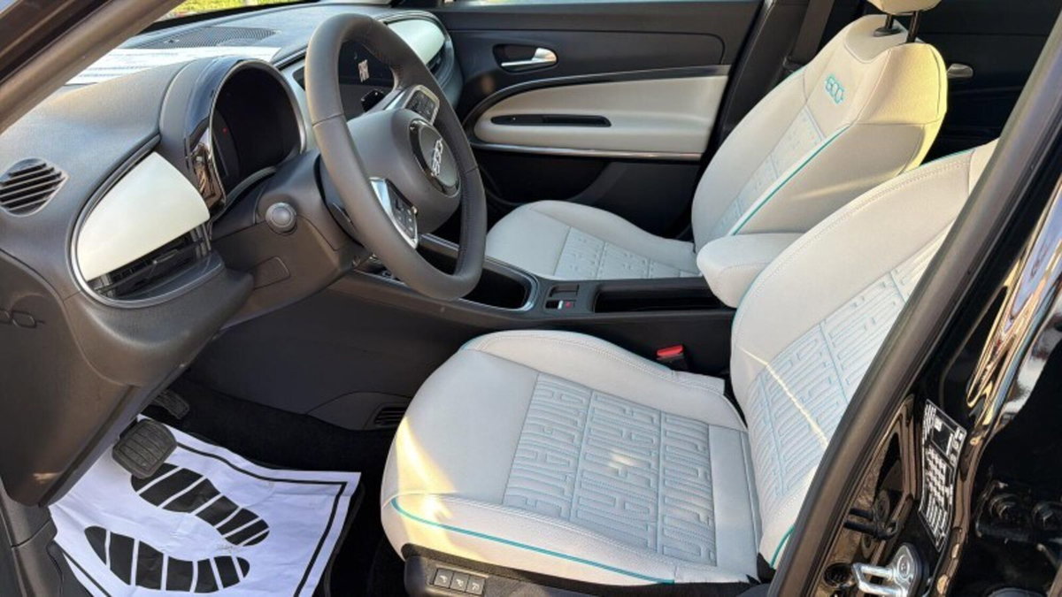Fiat 600 1.2 hybrid La Prima 110cv auto (13)