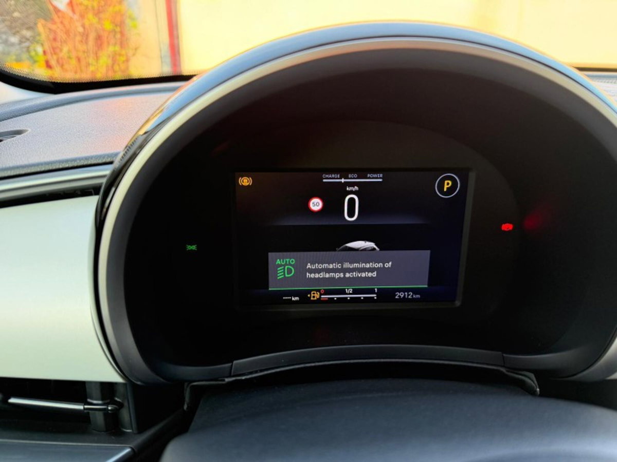 Fiat 600 1.2 hybrid La Prima 110cv auto (9)