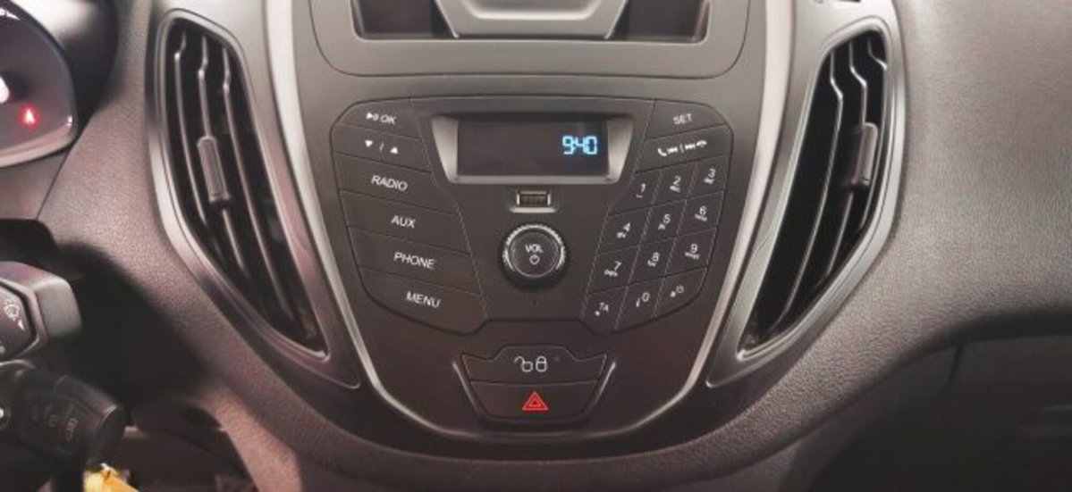 Ford Transit Courier 1.5 TDCi 75CV  Trend (10)