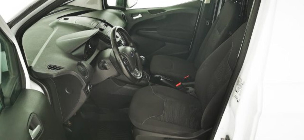 Ford Transit Courier 1.5 TDCi 75CV  Trend (13)