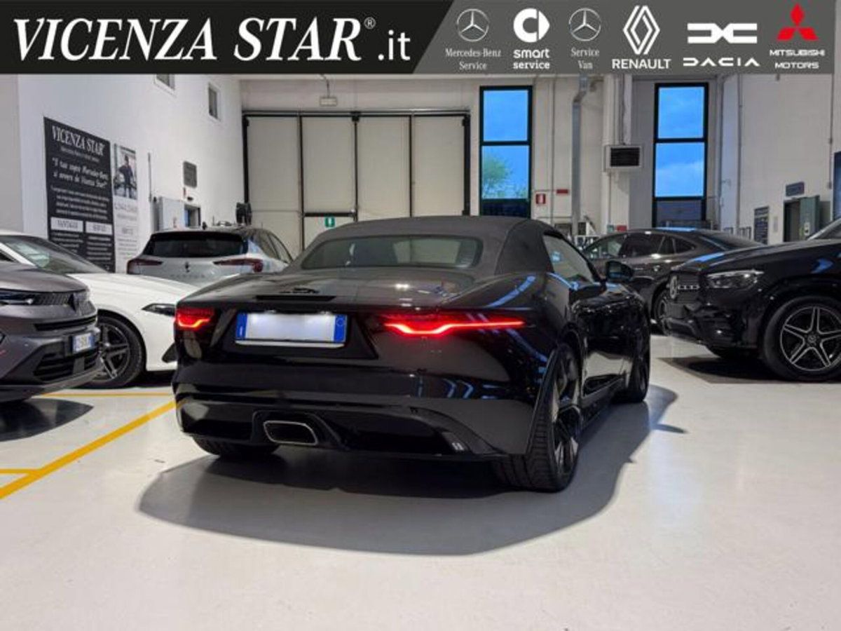 Jaguar F-Type Cabrio 2.0 aut. Convertibile R-Dynamic Black (2)