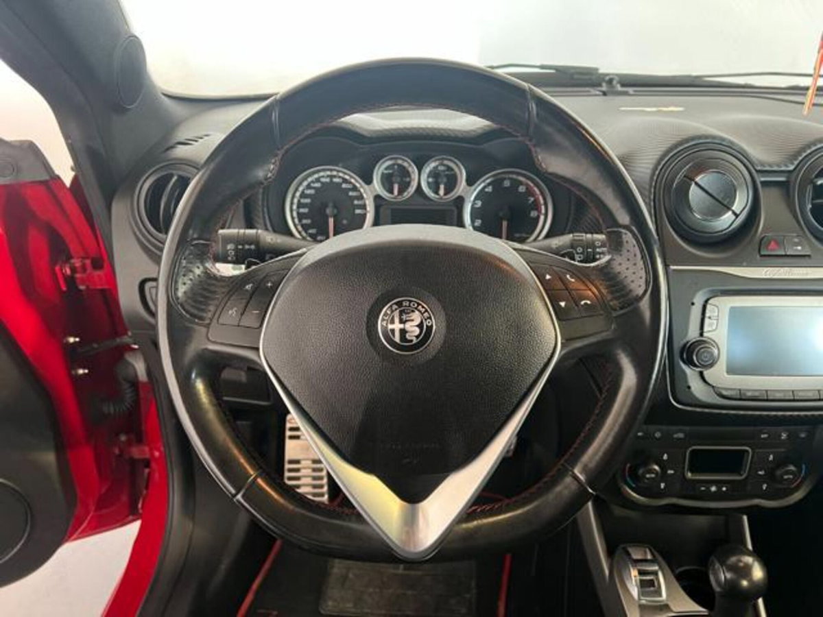 Alfa Romeo MiTo 1.4 T 170 CV M.air S&S TCT Veloce (10)