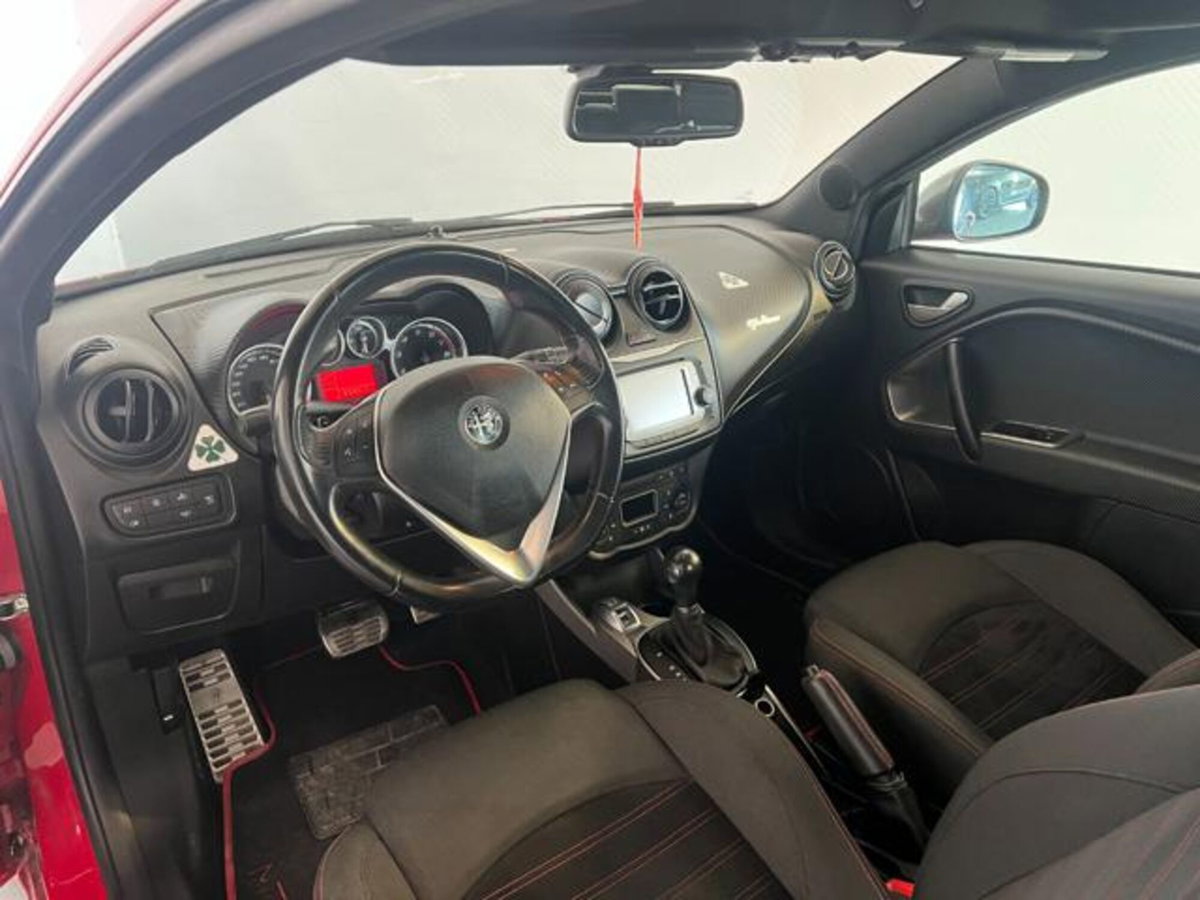 Alfa Romeo MiTo 1.4 T 170 CV M.air S&S TCT Veloce (8)