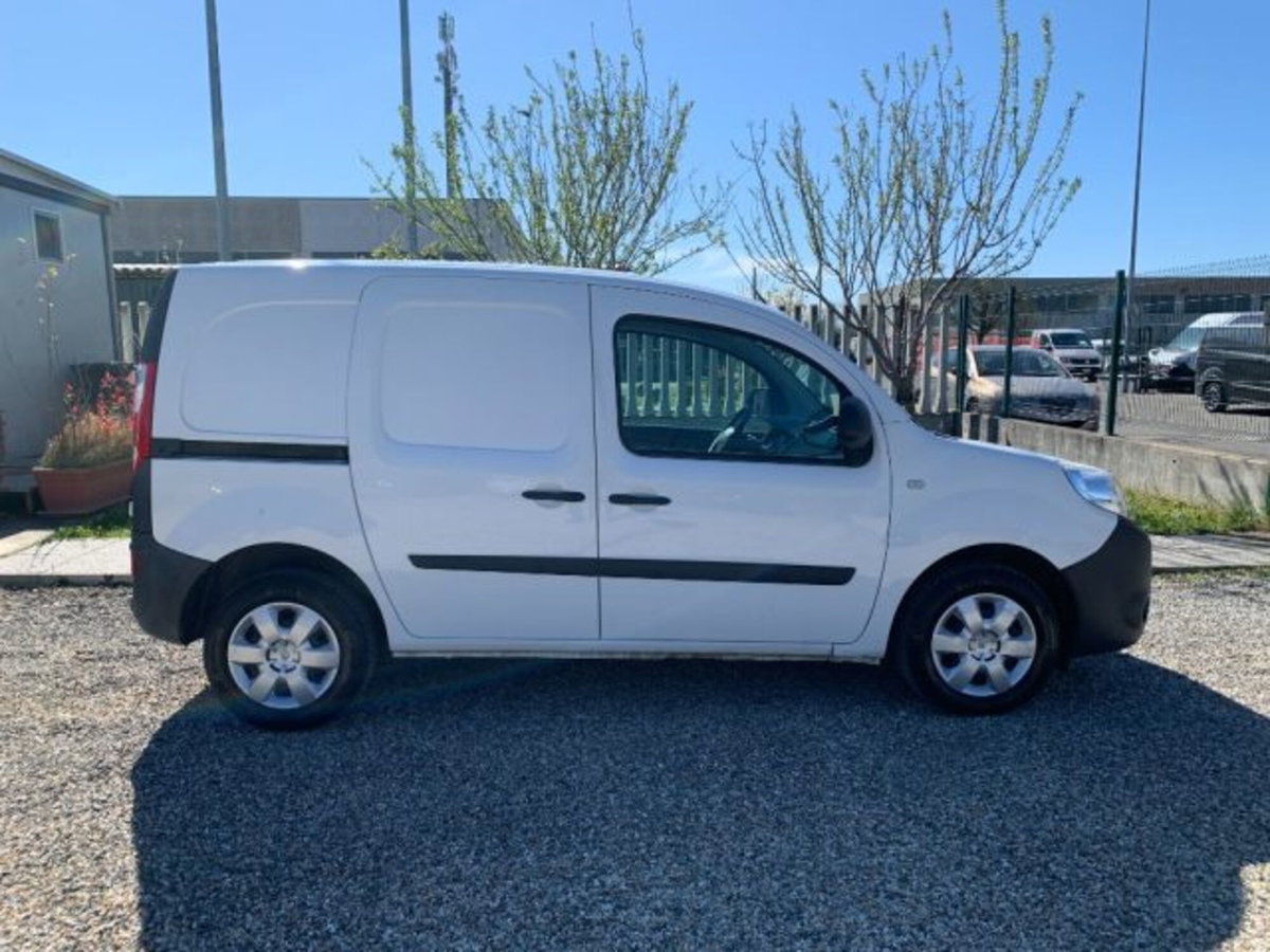 Renault Kangoo Blue dCi 95CV Express Maxi Combi Ice Plus (4)