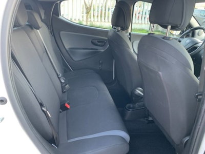 Lancia Ypsilon 1.2 69 CV 5 porte Platinum (11)