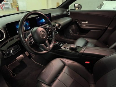 Mercedes-Benz Classe A Sedan 180 d Automatic 4p. Premium (15)