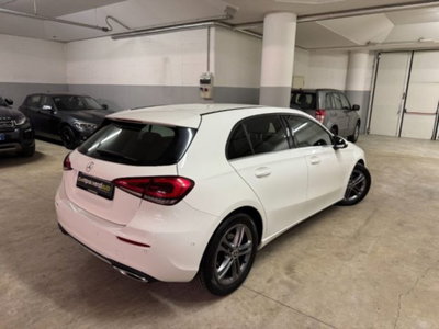 Mercedes-Benz Classe A Sedan 180 d Automatic 4p. Premium (5)