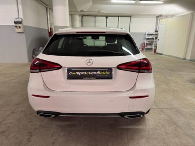 Mercedes-Benz Classe A Sedan 180 d Automatic 4p. Premium (6)