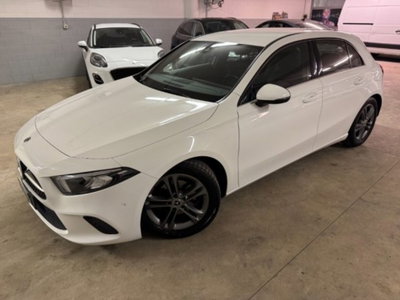 Mercedes-Benz Classe A Sedan 180 d Automatic 4p. Premium (8)