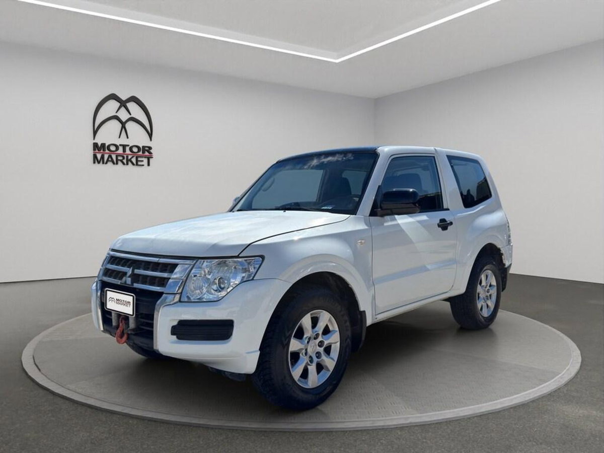 Mitsubishi Pajero 3.2 DI-D 16V aut. 3p. Tender DPF