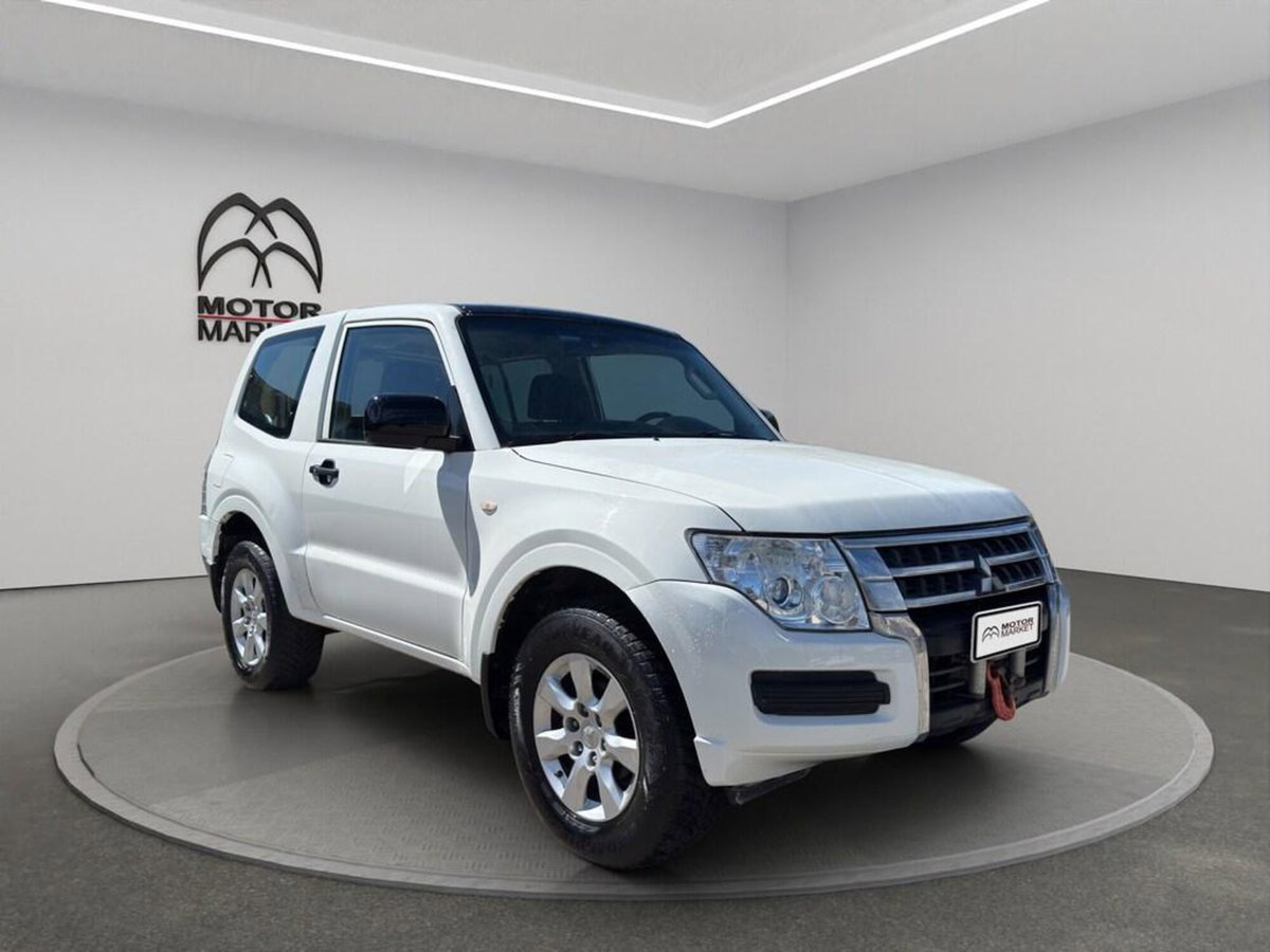 Mitsubishi Pajero 3.2 DI-D 16V aut. 3p. Tender DPF (3)