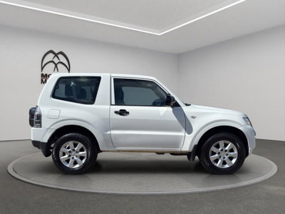 Mitsubishi Pajero 3.2 DI-D 16V aut. 3p. Tender DPF (4)