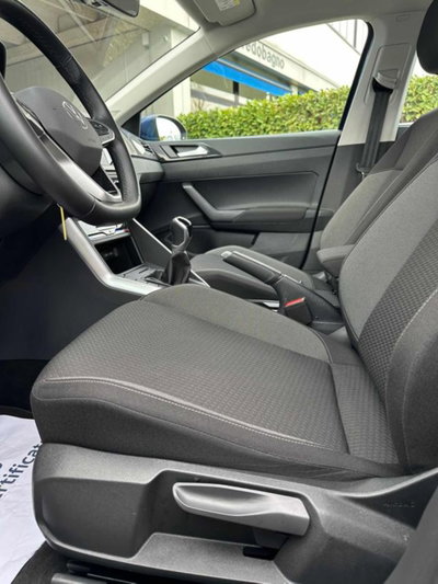 Volkswagen Taigo 1.0 tsi Life 115cv (9)