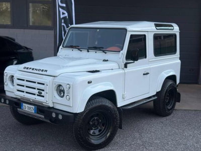 Land Rover Defender 110 2.2 TD4 Hard Top N1 (3)