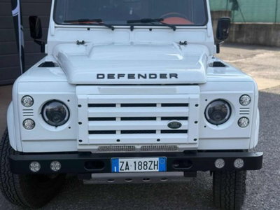 Land Rover Defender 110 2.2 TD4 Hard Top N1 (4)
