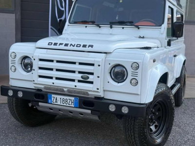 Land Rover Defender 110 2.2 TD4 Hard Top N1 (5)
