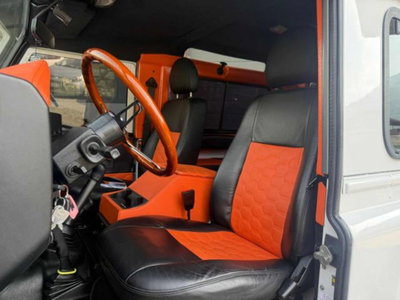 Land Rover Defender 110 2.2 TD4 Hard Top N1 (9)