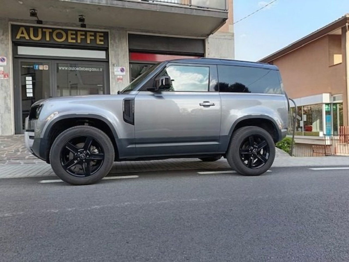Land Rover Defender 90 Hard Top 3.0d i6 mhev awd 200cv auto