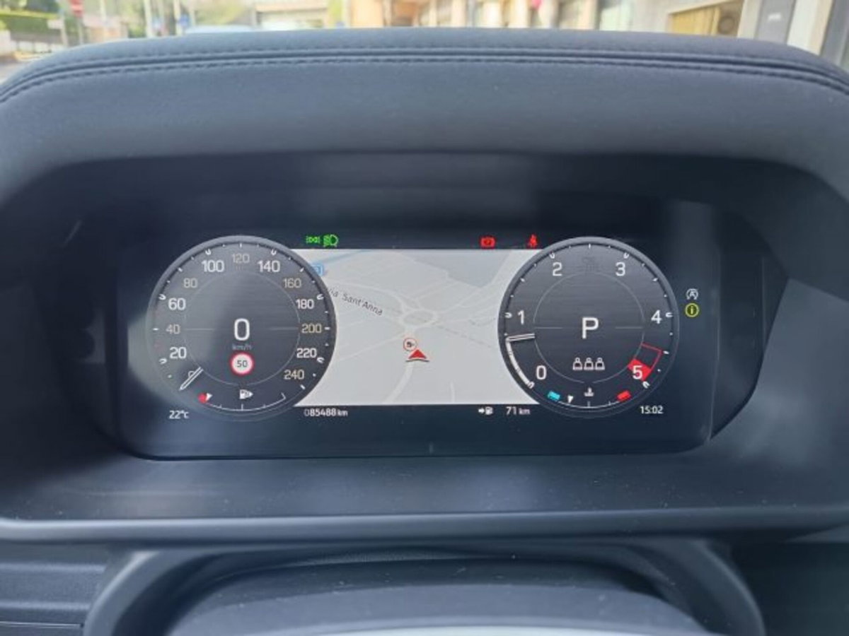 Land Rover Defender 90 Hard Top 3.0d i6 mhev awd 200cv auto (18)