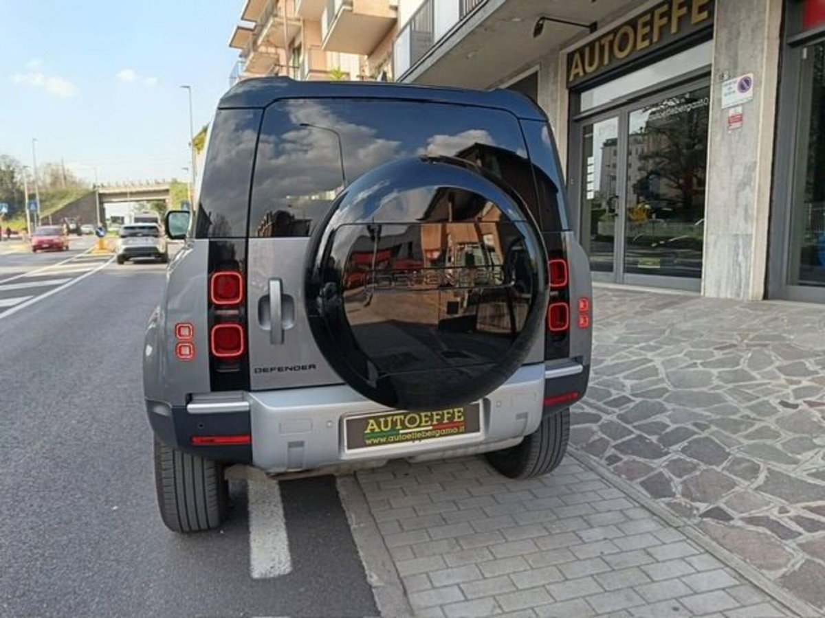 Land Rover Defender 90 Hard Top 3.0d i6 mhev awd 200cv auto (5)