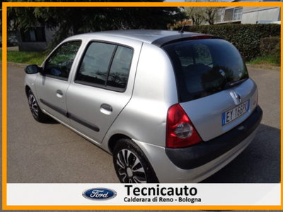 Renault Clio 1.2 16V cat 5 porte Confort Authentique (6)