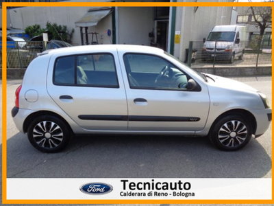 Renault Clio 1.2 16V cat 5 porte Confort Authentique (8)