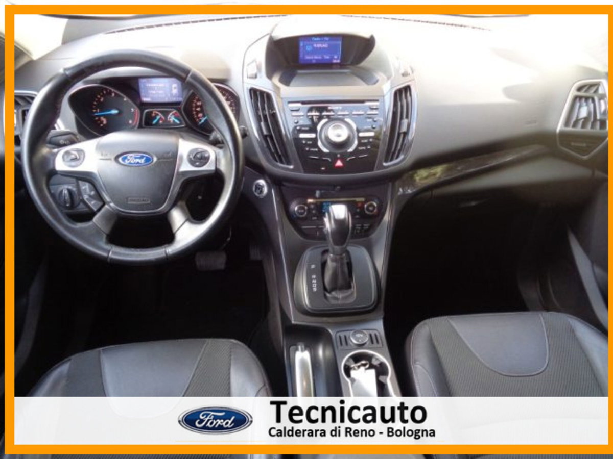 Ford Kuga 2.0 TDCI 140 CV 4WD Powershift Titanium (10)