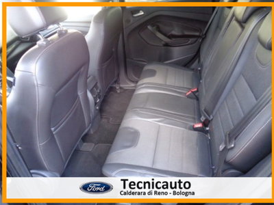 Ford Kuga 2.0 TDCI 140 CV 4WD Powershift Titanium (12)